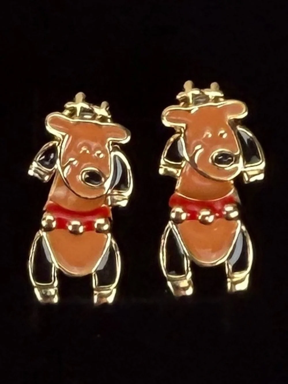 Super sweet reindeer Christmas holiday costume pierced earrings